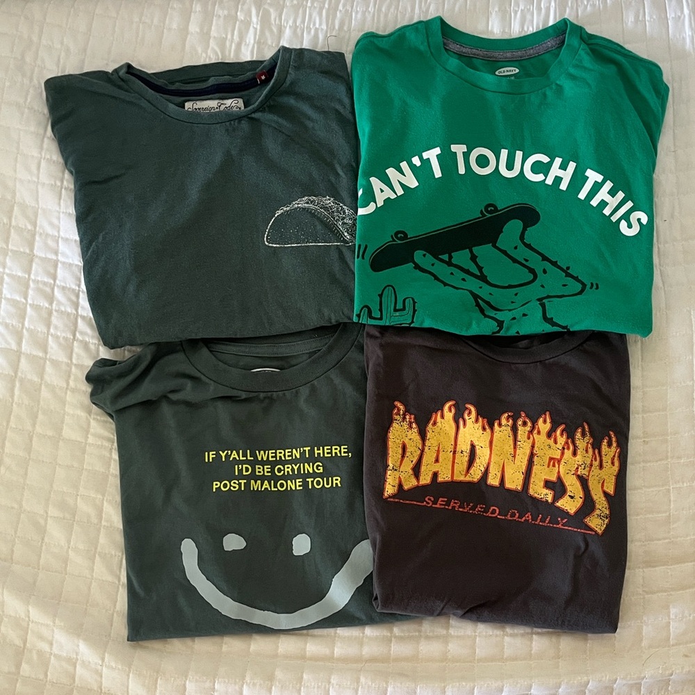 Graphic 4 T-Shirt bundle boys surf skate